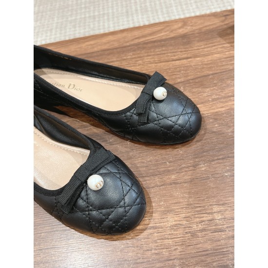 Dior Flat Shoes