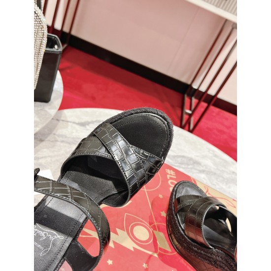 CL  Sandals