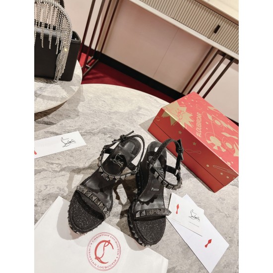 CL  Sandals