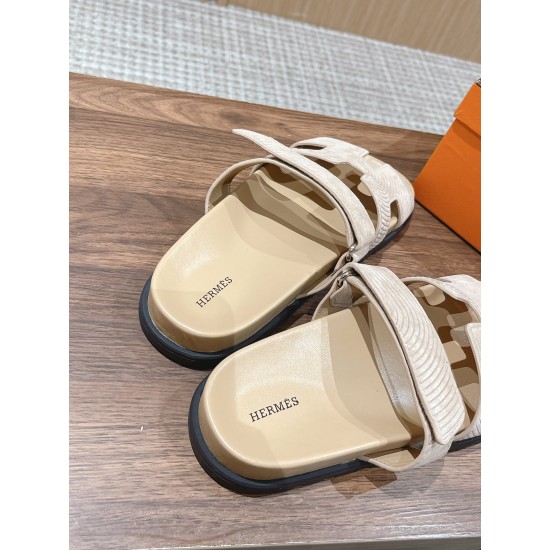 Hermes Slippers