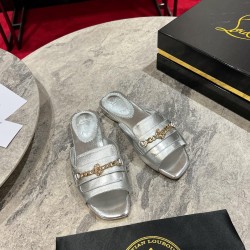 CL  Sandals