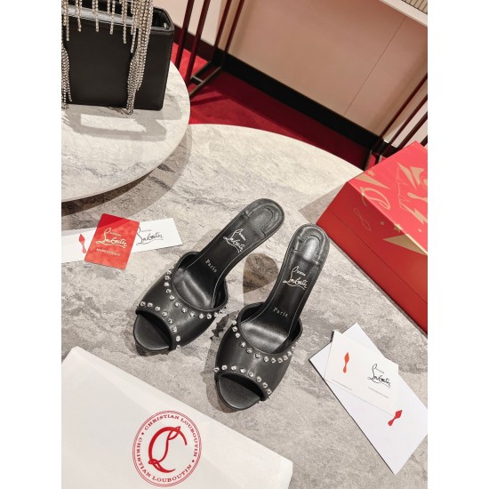 CL  Sandals