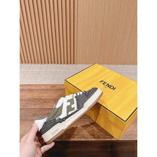 Fendi Sneakers