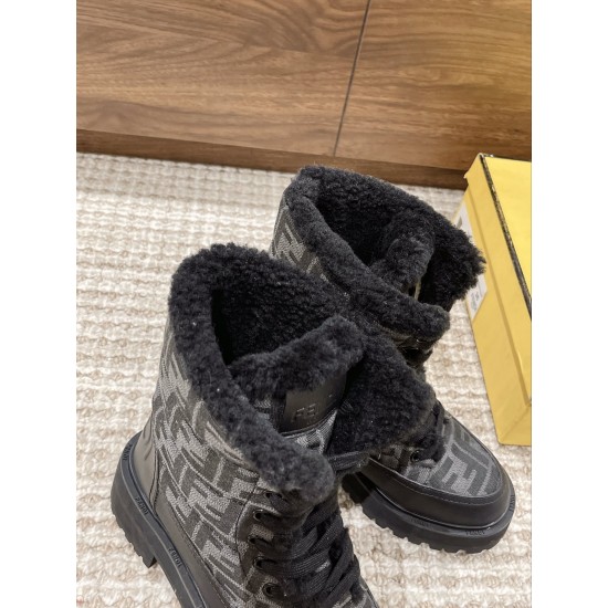 Fendi boots