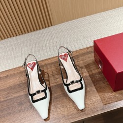 Roger Vivier Sandals