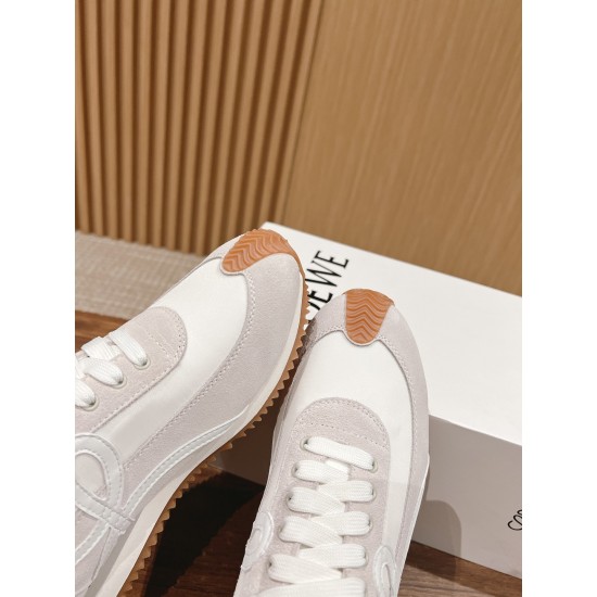 LOEWE Sneakers