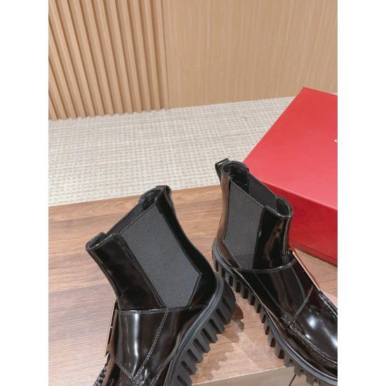 Roger Vivier Boots