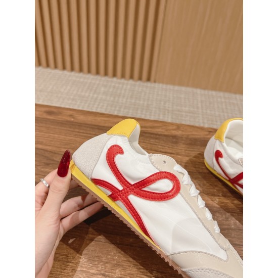 LOEWE Sneakers