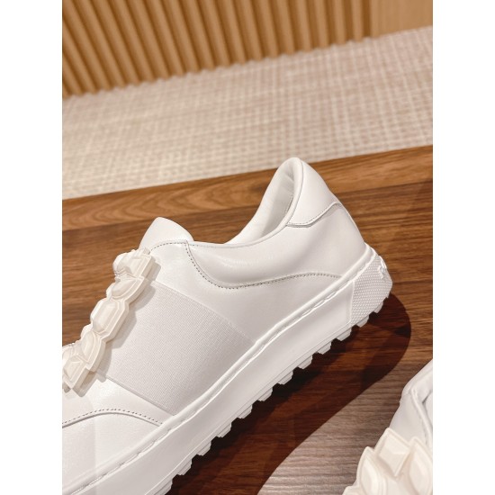 Roger Vivier Sneakers