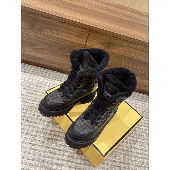 Fendi boots