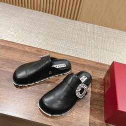 Roger Vivier Slippers