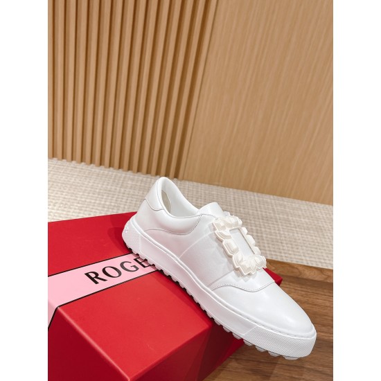 Roger Vivier Sneakers