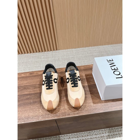 LOEWE Sneakers