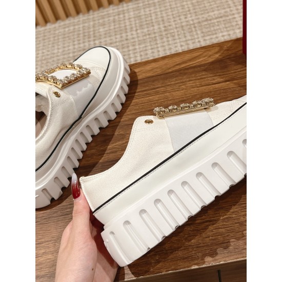 Roger Vivier Sneakers