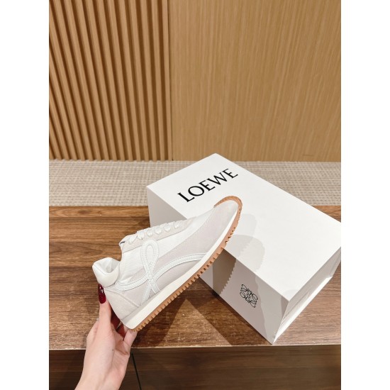 LOEWE Sneakers