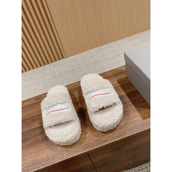 Balenciaga slippers