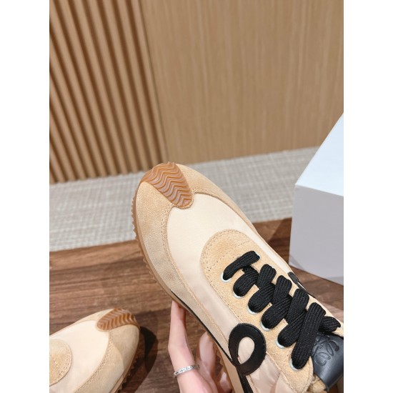 LOEWE Sneakers