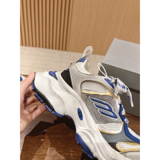 Balenciaga SUMMER 24 Cargo Sneaker 