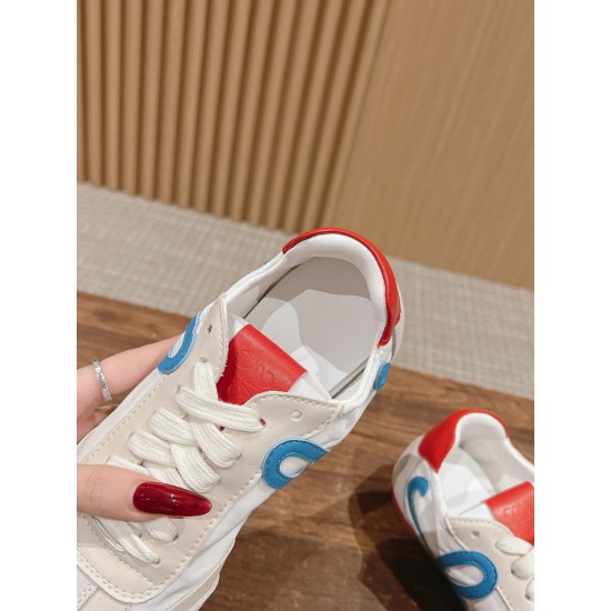 LOEWE Sneakers