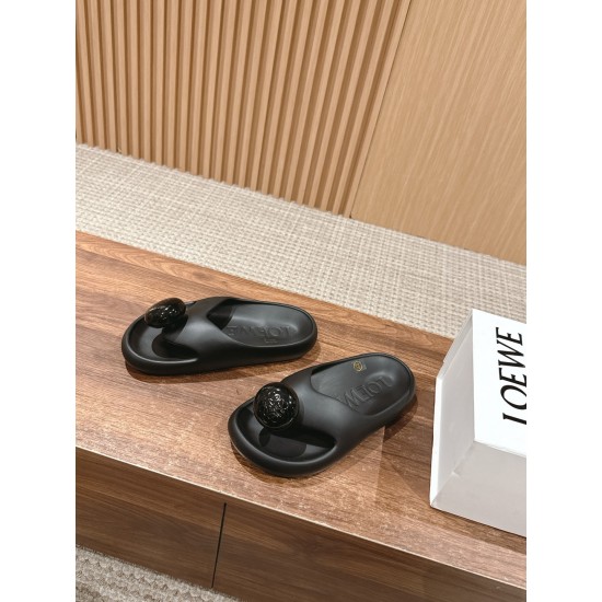 LOEWE slippers