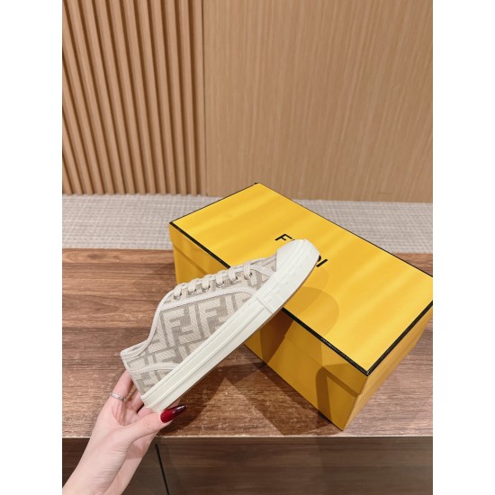 Fendi Sneakers