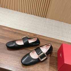 Roger Vivier ballet flats