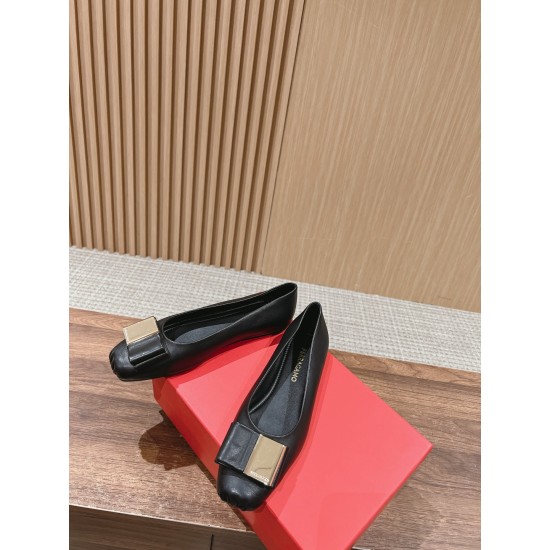 Ferragamo Ballet Flats