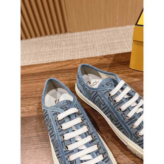 Fendi Sneakers