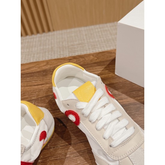 LOEWE Sneakers