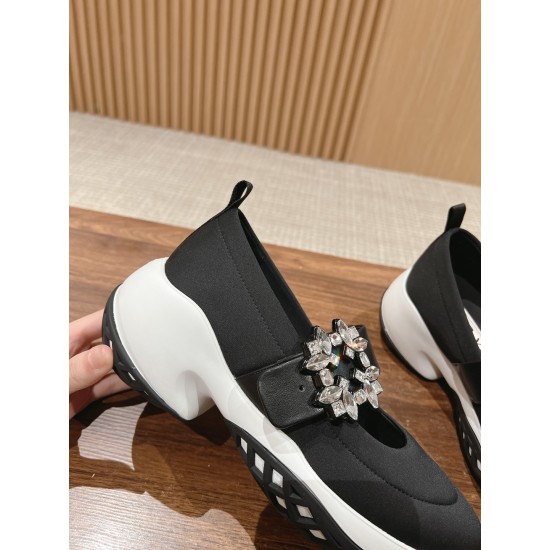 Roger Vivier Sneakers