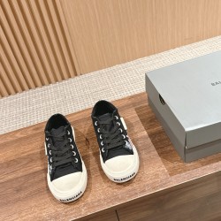 Balenciaga Sneakers