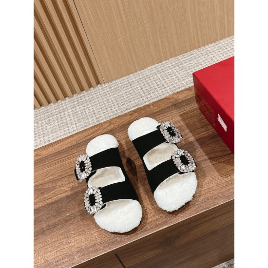 Roger Vivier Slippers