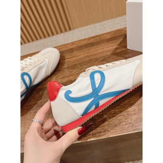 LOEWE Sneakers