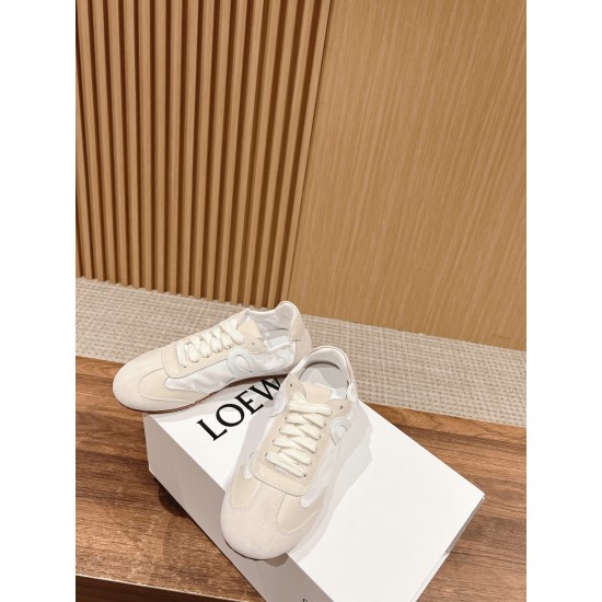 LOEWE Sneakers