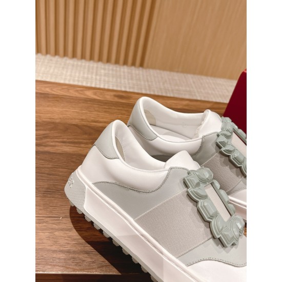 Roger Vivier Sneakers