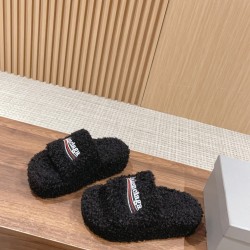 Balenciaga slippers