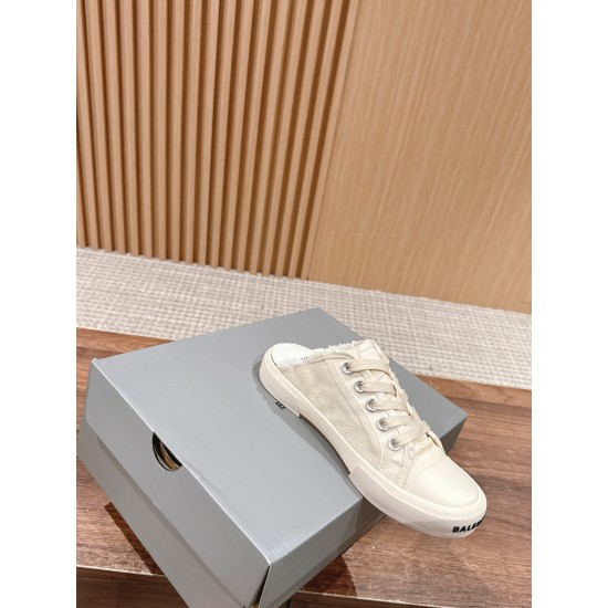 Balenciaga Sneakers