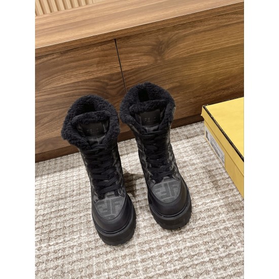 Fendi boots