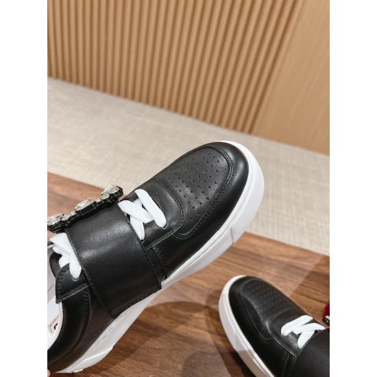 Roger Vivier Sneakers