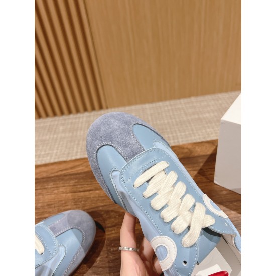 LOEWE Sneakers