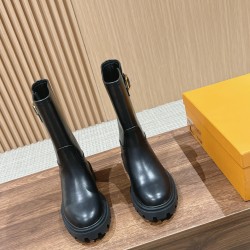 TODS Boots