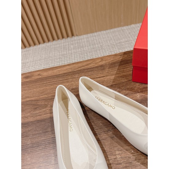 Ferragamo Ballet Flats