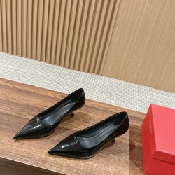 Ferragamo Pumps