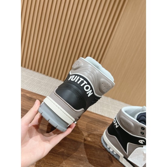 LV Trainer Sneaker