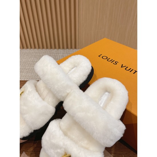 LV Woolen Slippers