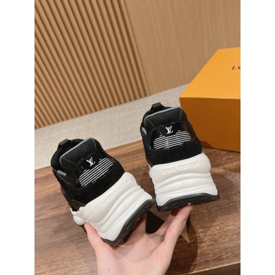 LV Run 55 Sneaker