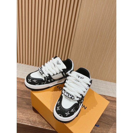 LV Trainer Maxi Sneaker