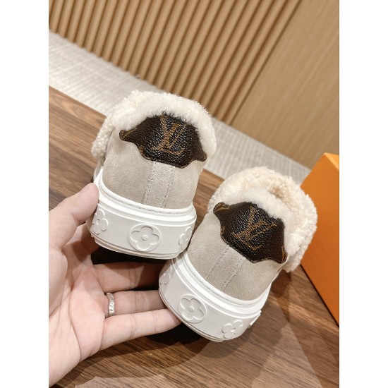 LV time out Wool Sneakers 