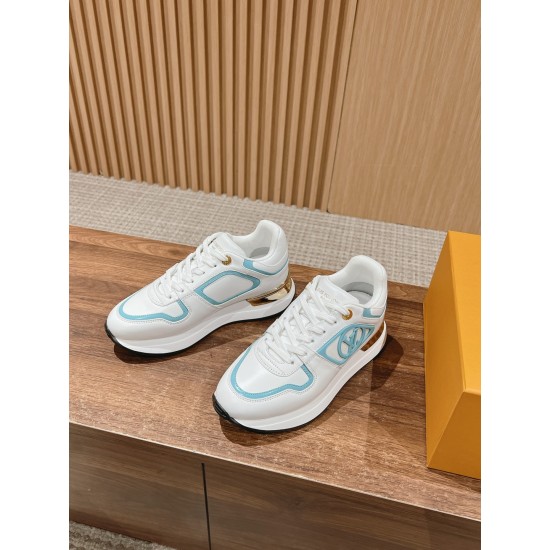 Neo Run Away Sneaker