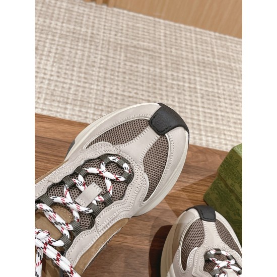 Gucci Sneakers